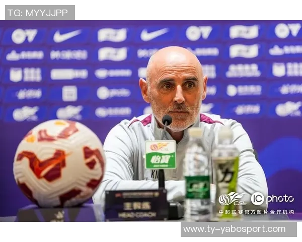 穆斯卡特因生理需求暂离赛场并非因失误情绪失控 穆斯卡特因生理需求暂离赛场并非因失误情绪失控