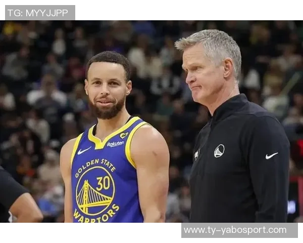 徐静雨分析字母哥与库里的差距期待他在交易截止日前加盟勇士 徐静雨分析字母哥与库里的差距期待他在交易截止日前加盟勇士