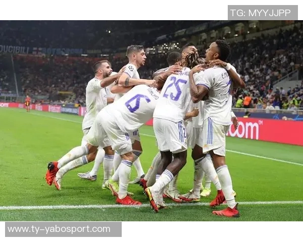 罗德里戈禁区遭侵犯小腿受击倒地VAR却选择沉默引发争议