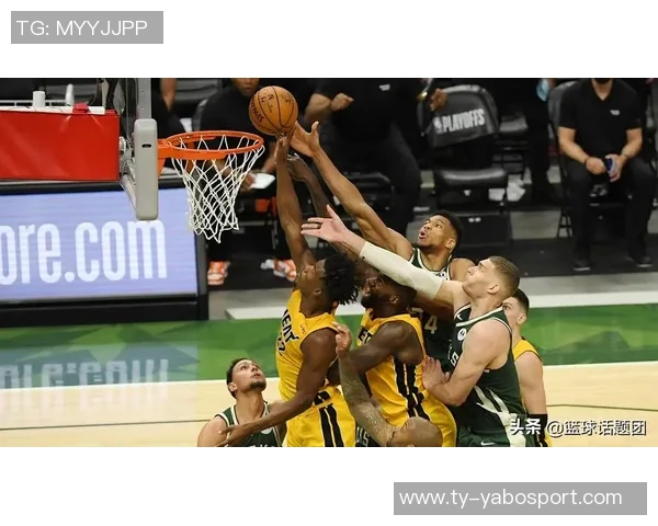 字母哥猛如虎仅用26分钟砍下37分14篮板5助攻展现统治力 字母哥猛如虎仅用26分钟砍下37分14篮板5助攻展现统治力