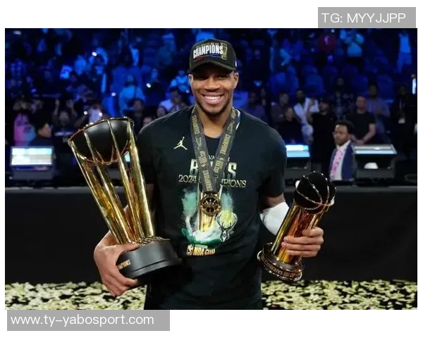 扬尼斯阿德托昆博荣膺11月8日NBA最佳球员称号的背后故事